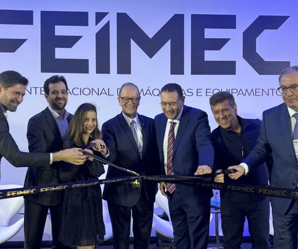 La FEIMEC reúne a líderes de maquinaria en Brasil