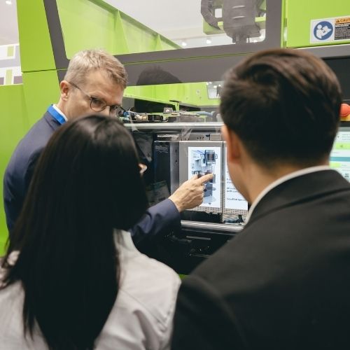 la tecnología necesita mostrarse en acción, y este espacio fue creado precisamente para que la innovación cobre vida frente a miles de profesionales del sector.