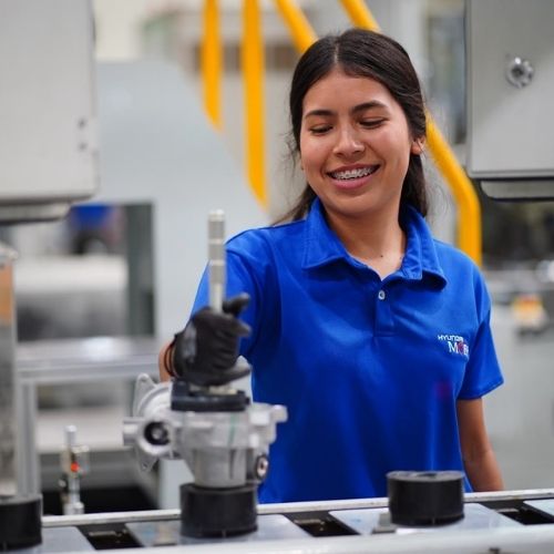 Nuevo León destaca por su generación de empleo.