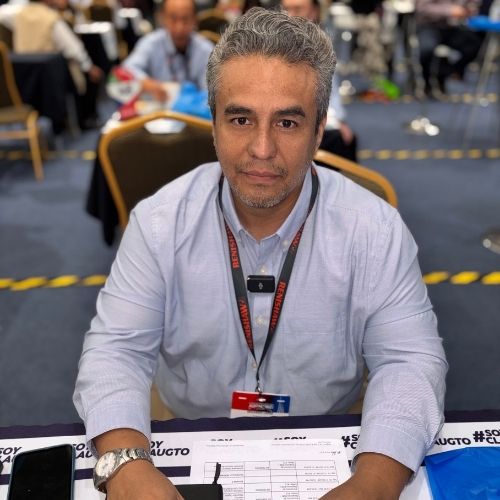 Eduardo López Torres, gerente de compras de Freudenberg Filtration.
