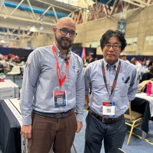 Miguel Ángel Avelar y Makoto Horiuchi de la empresa Otscon.