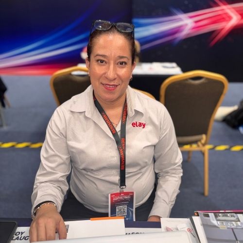 Alexis Corona, del área de Compras Indirectas de ELAY América