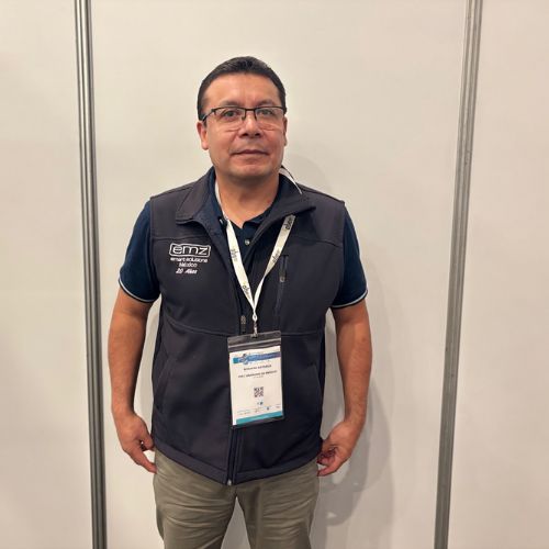 Armando Arteaga, comprador en el commodity de plásticos de EMZ Hanauer de México.