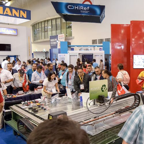AHR Expo México 2025 es mucho más que una expo. Es el lugar donde se toman decisiones, se crean alianzas y se da forma al futuro de la industria HVACR.