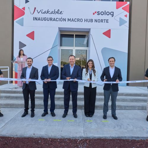 El acto inaugural contó con la presencia de Juan Ignacio Garza Herrera, director general de Xignux; Carlos Ramos, director general de Viakable; y Arturo Garza, director de Cadena de Suministro en Viakable, así como de otros directivos de la empresa.