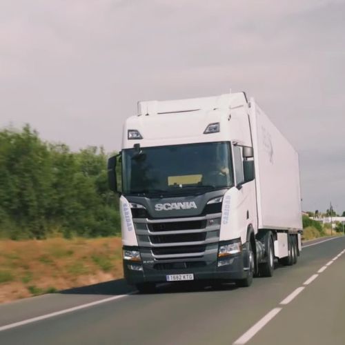 Con el tradicional corte de listón, Scania México celebró la apertura de su nueva sede en León, consolidando su compromiso con la innovación y el servicio al sector transporte.