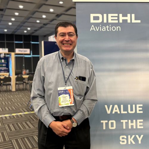 Moisés Mendoza, representante de compras en Norteamérica de Diehl Aviation.