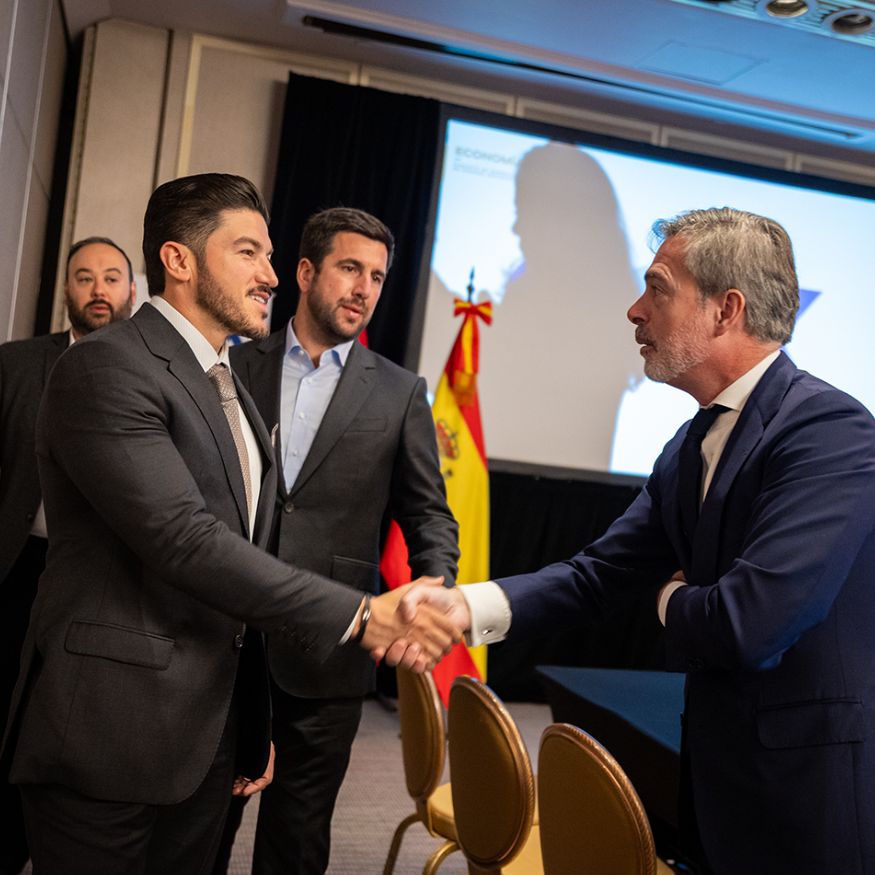 Invierten en energía limpia.