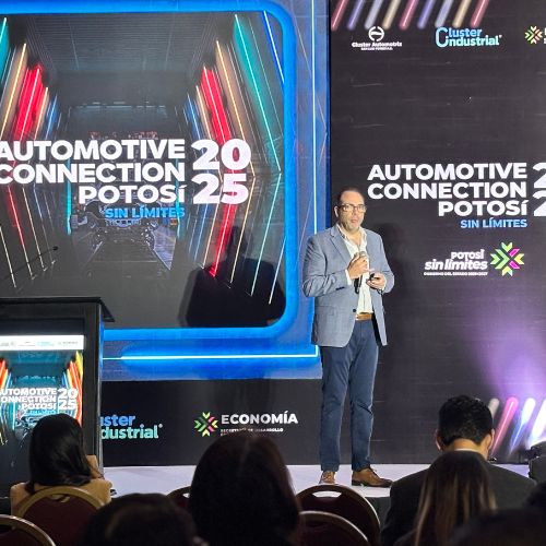 Adrián Enciso, director de vehículos eléctricos para General Motors de México, presentó la estrategia para la electromovilidad.