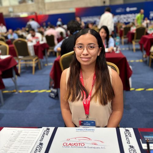 Fátima García, compradora de indirectos y refacciones en Hirschmann Automotive.