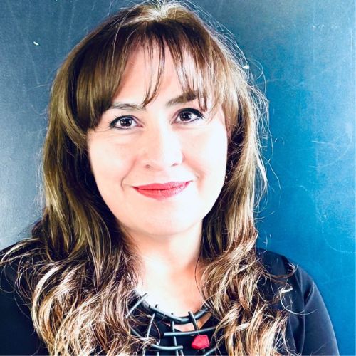 La directora ejecutiva de la Asociación Mexicana de Data Centers (MEXDC), Adriana Rivera Cerecedo, señaló que será necesario ampliar la infraestructura y conectividad para atender la demanda de los centros de datos en el país.