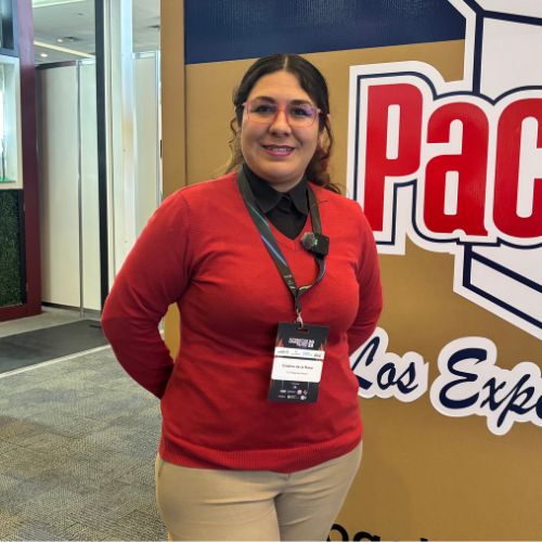 Cristina de la Rosa, compradora de ETO Magnetic de la planta en San Luis Potosí.