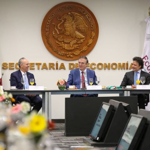 El secretario de Economía, Marcelo Ebrard, señaló que las empresas registradas en Hecho en México contribuyen a incrementar el contenido regional.