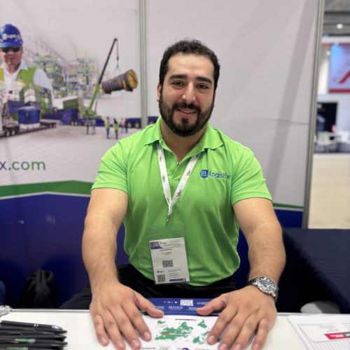 David Mendoza, representante comercial de ELI Logistix.