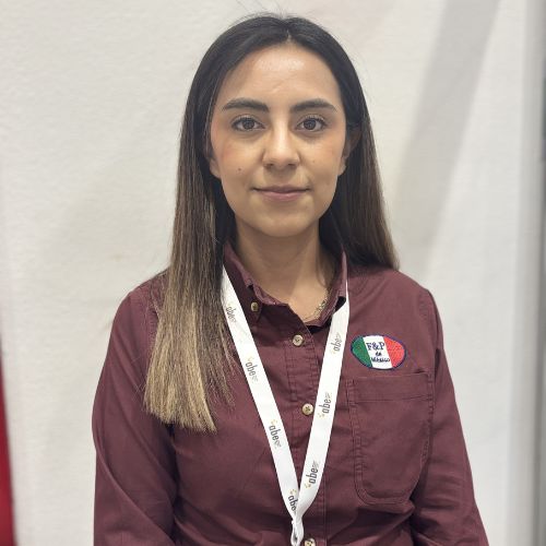 Carla Guerrero, supervisora de compras directas en F&P MFG de México.