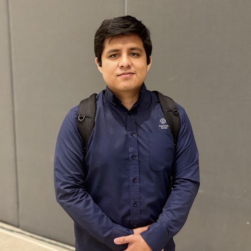 David Juárez, comprador de VW Camiones y Buses con sede en Querétaro.