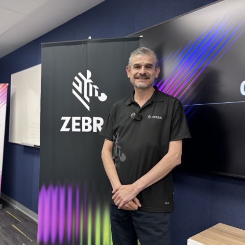 Ernesto Hernández, vicepresidente de Ventas y Gerente General de Zebra Technologies para México.