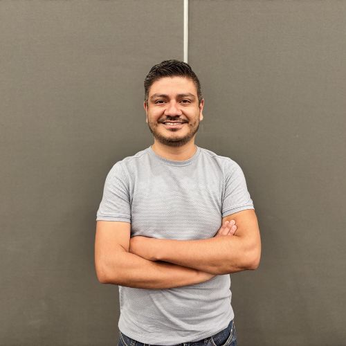 Gerardo Ruiz Ramírez, comprador de insumos directos de Hirschmann Automotive.
