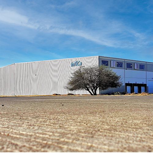 La empresa cuenta con una planta en Silao, Guanajuato.