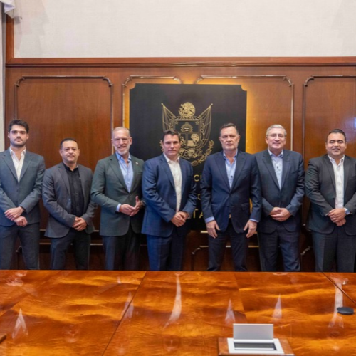 Autoridades estatales encabezadas por el gobernador Mauricio Kuri y directivos de la empresa anunciaron la nueva inversión.